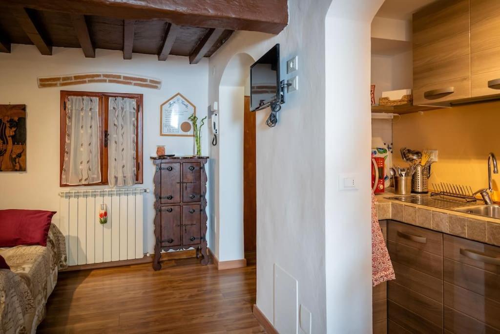 Monica Appartamento Con Giardino Al Ponte Vecchio Florenţa Exterior foto